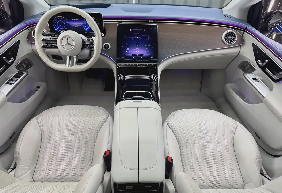 Mercedes EQE 350+ | Edition One | GCC | Gargash Warranty & Service 2027-19-19