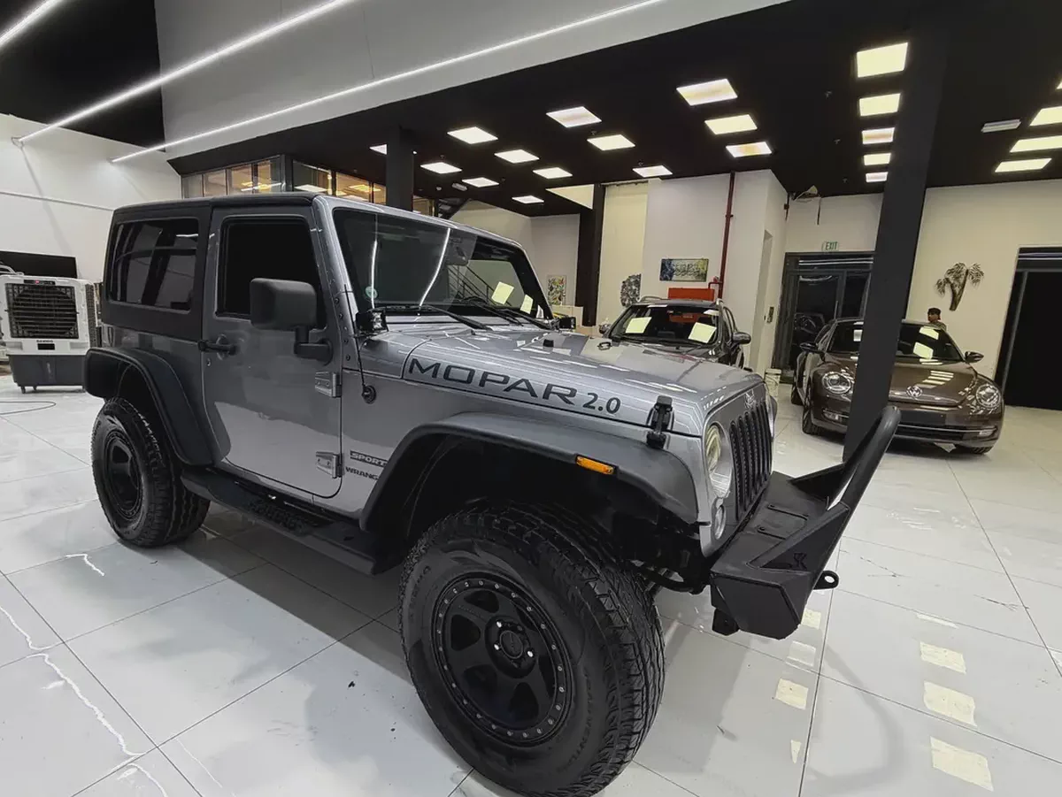 Jeep Wrangler Sport 2016 | GCC Spec Service history/ Original paint-2-2
