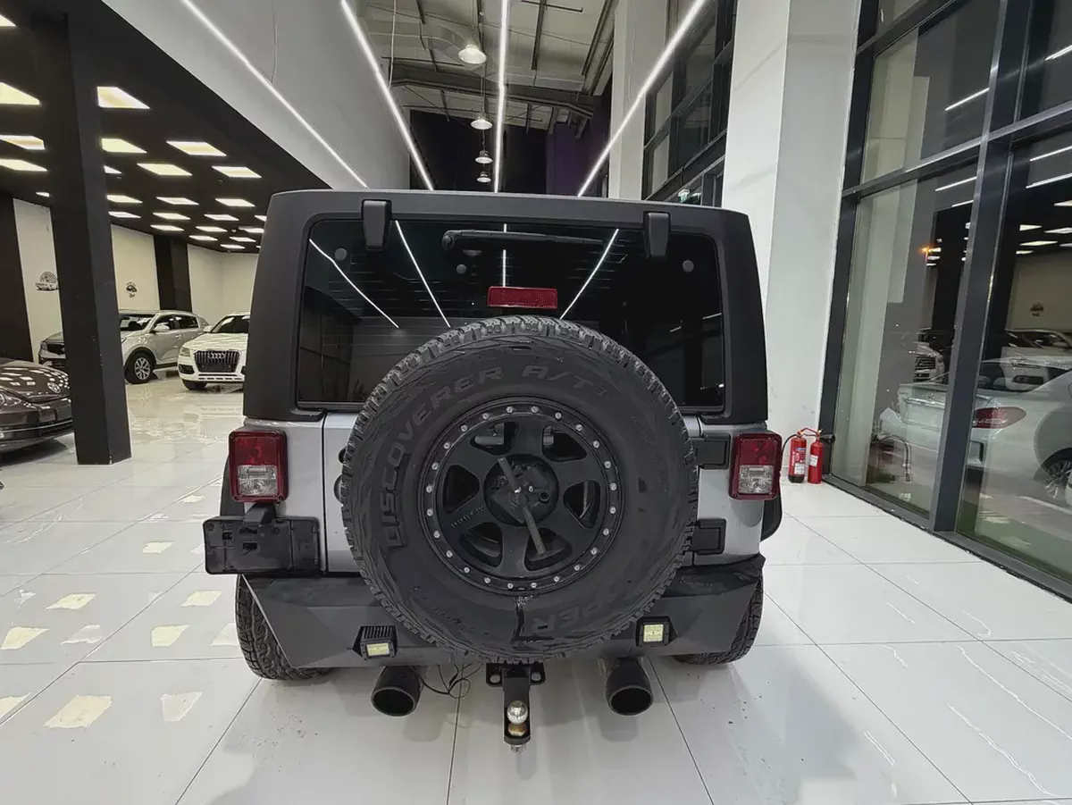 Jeep Wrangler Sport 2016 | GCC Spec Service history/ Original paint-4-4