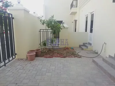 Great View |4 BR Unfurnished Villa-1