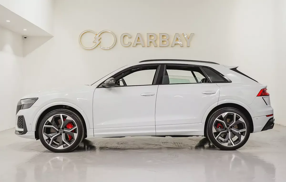 AED 5013 PM | AUDI RSQ8 2021 | UNDER AGENCY WARRANTY & SERVICE CONTRACT APRIL 2026 | ALCANTARA | GCC-3-3