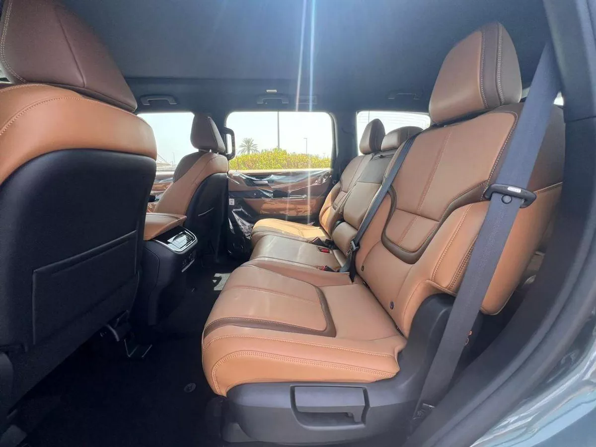 Nissan Patrol SE TITANIUM NISSAN PATROL SE TITANUM 3.8L-12-0