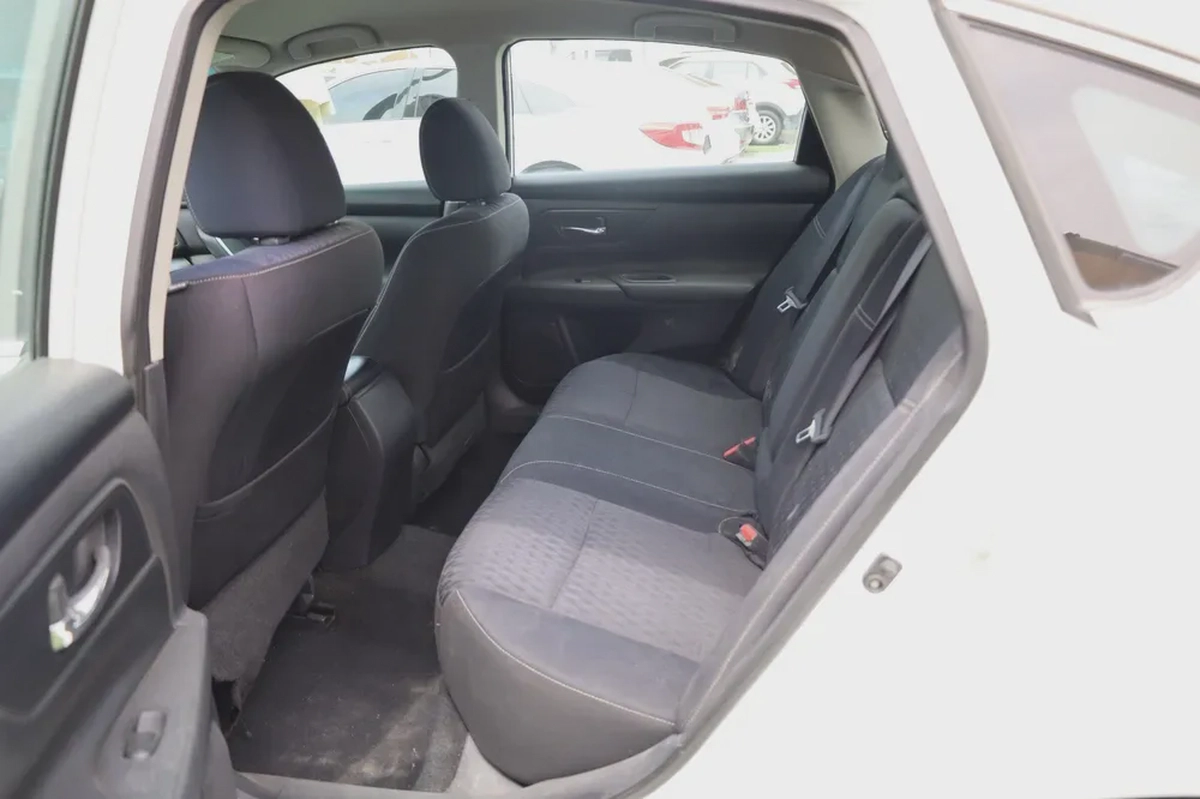 Used Nissan Altima 2.5S 2018-2-2