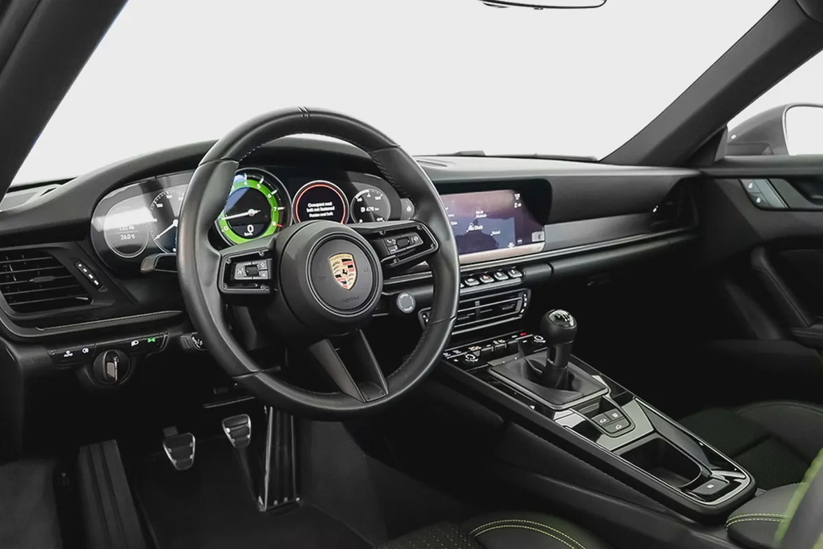 10,490 AED / 60 months | 0% DP | 2023 Porsche 911 Carrera T / 6 Speed Manual / Porsche Warranty / Fu-6-6