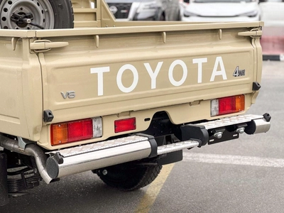 Toyota Land Cruiser Pick Up  EXPORT ONLY - LC79 DC 4.0L PETROL AT-8