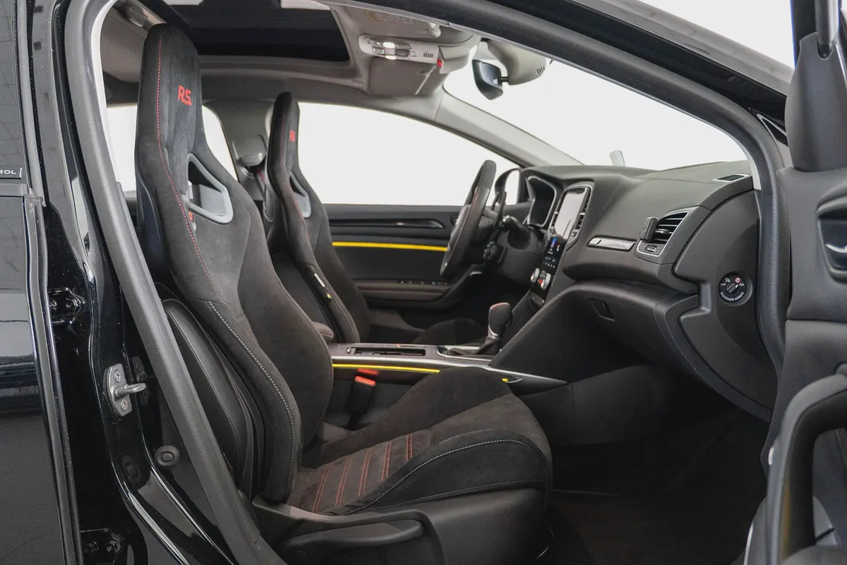 2024 Renault Megane RS Ultime Edition / Renault Warranty and Service Contract-6-6