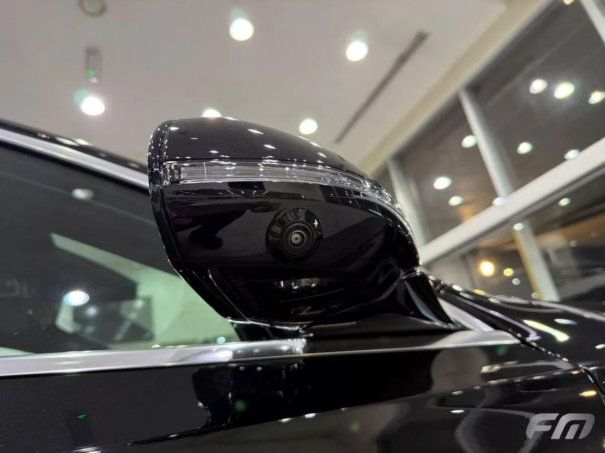 Mercedes Benz E200 STANDARD-20-0