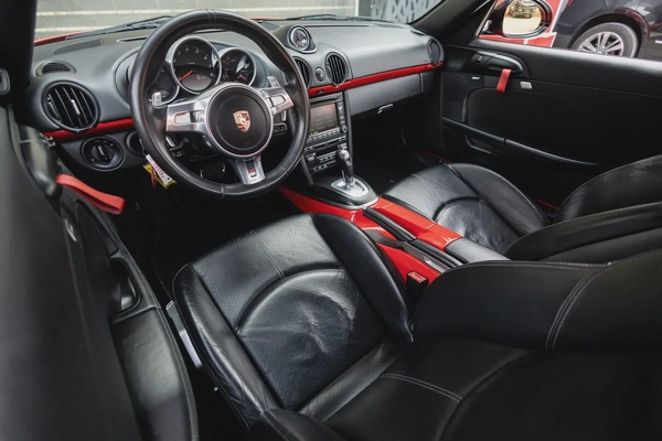 Porsche Cayman R 2012