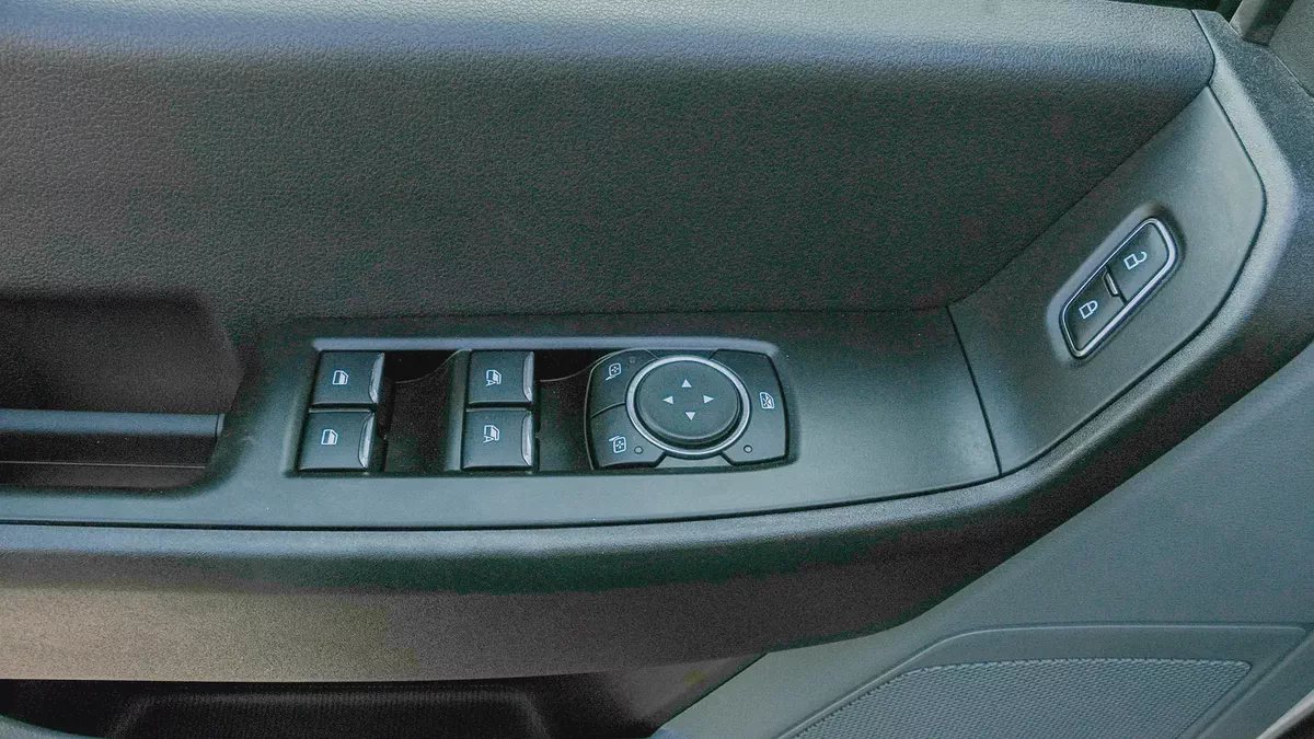 2024 Ford F250 XL 6.8L V8 AT Petrol-9-9