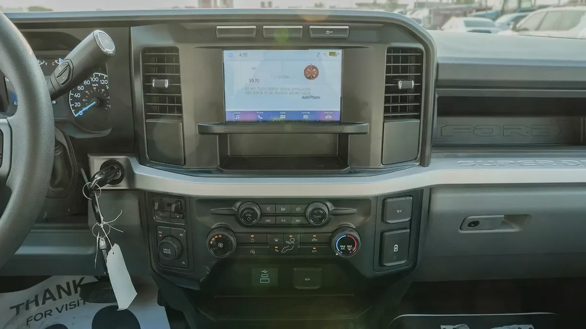 2024 Ford F250 XL 6.8L V8 AT Petrol-13-13