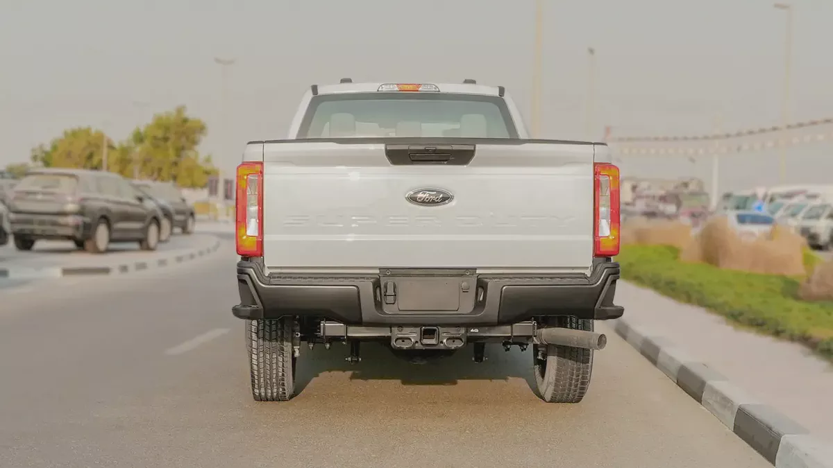 2024 Ford F250 XL 6.8L V8 AT Petrol-4-4