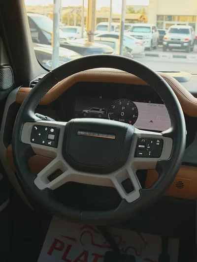 Land Rover Defender 110 HSE P400 | GCC Specs | under warranty-12