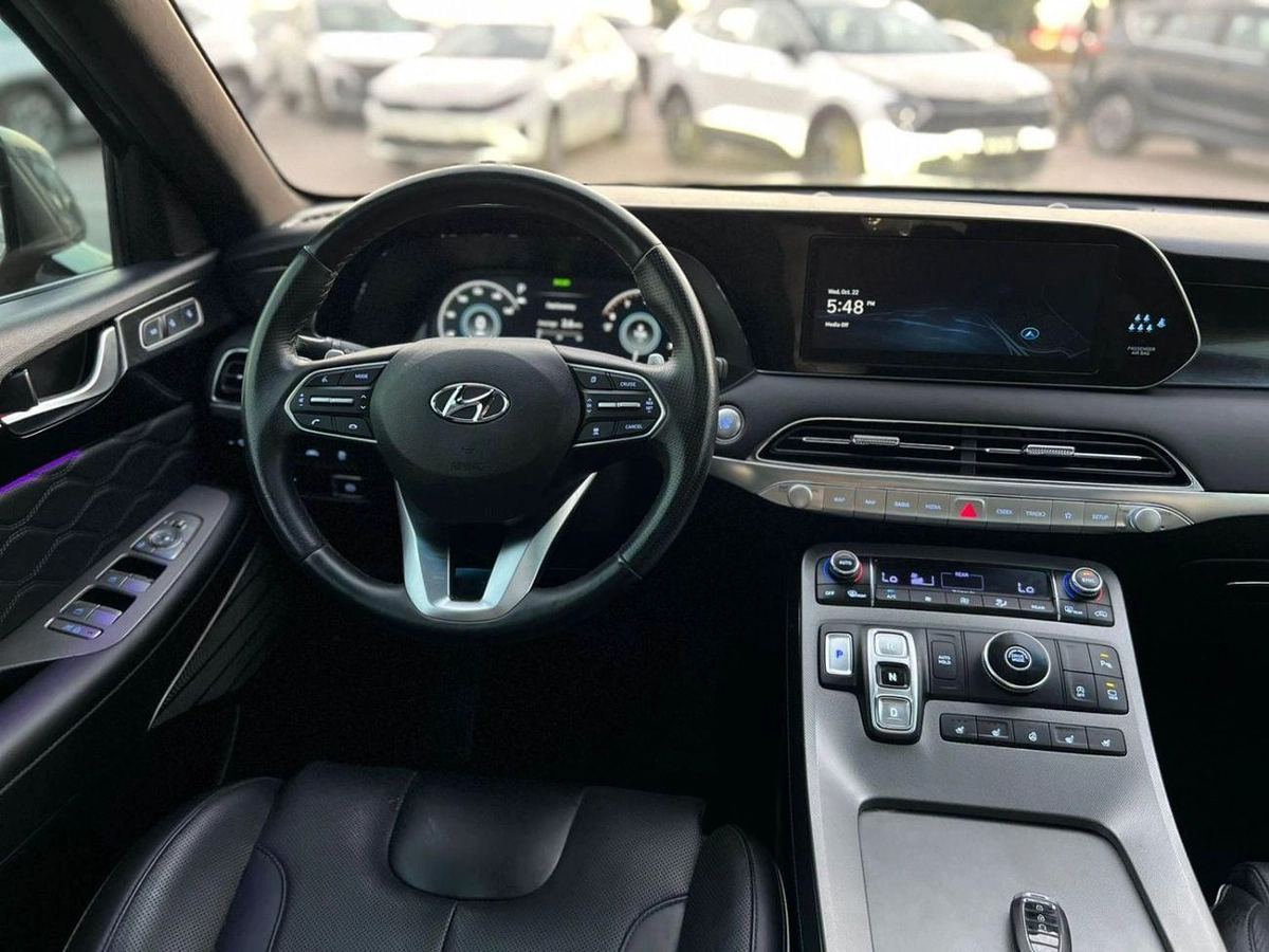 Hyundai Palisade 2022  Hyundai Palisade Calligraphy Edition Full Option Panoramic View - 360* 5 CAM - HUD - 3.8L  V6-10-0