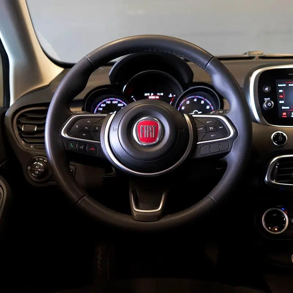 AED 957 pm • 0% Downpayment • Fiat 500X Cross Look • 1 Year Warranty