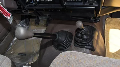 Toyota Land Cruiser Pick Up Classic  4.5L V8  Double Tank-9