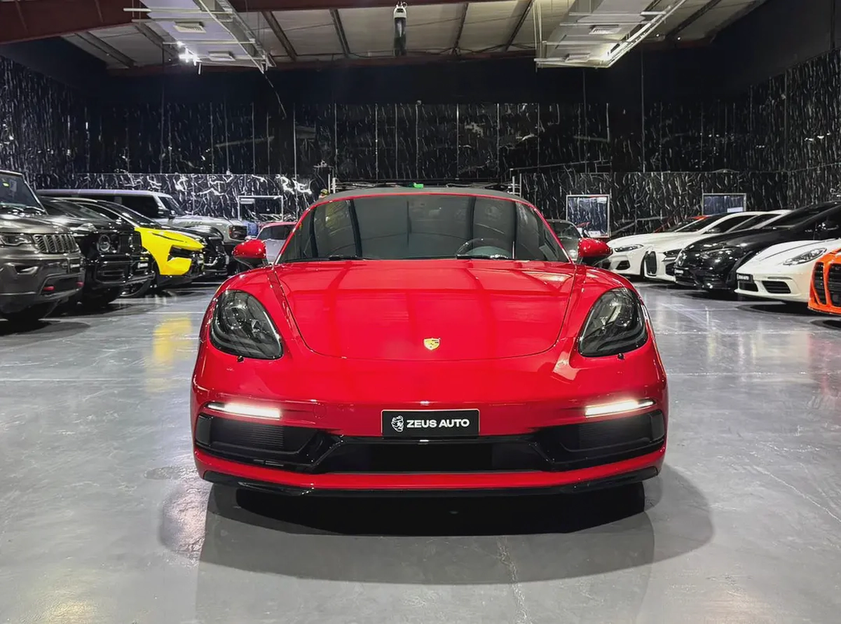 GCC | Full PPF by Porsche | Ceramic Coating | Ali E Sons Warranty 2030 | Ali E Sons Service 2028-1-1