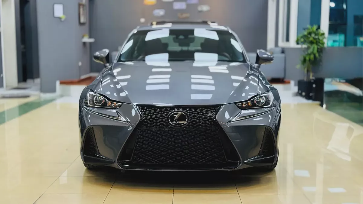 2020 Lexus IS 350 F Sport - American Specs / Clean Title-1-1