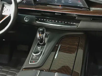 2022 - Cadillac Escalade Sport Platinum-18