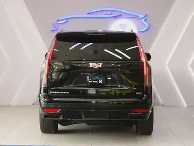 2022 - Cadillac Escalade Sport Platinum-3