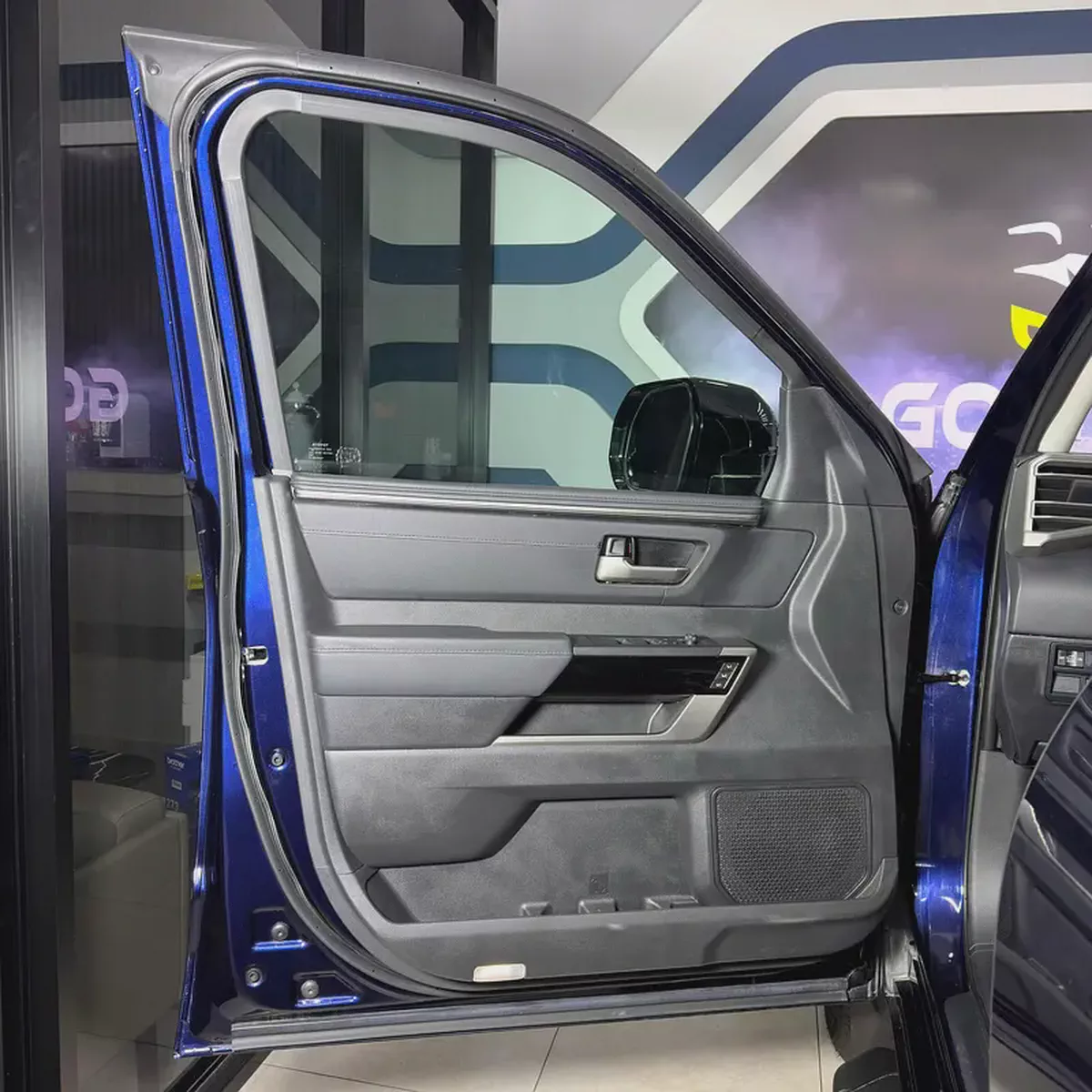 2024 Toyota Tundra Limited-12-12