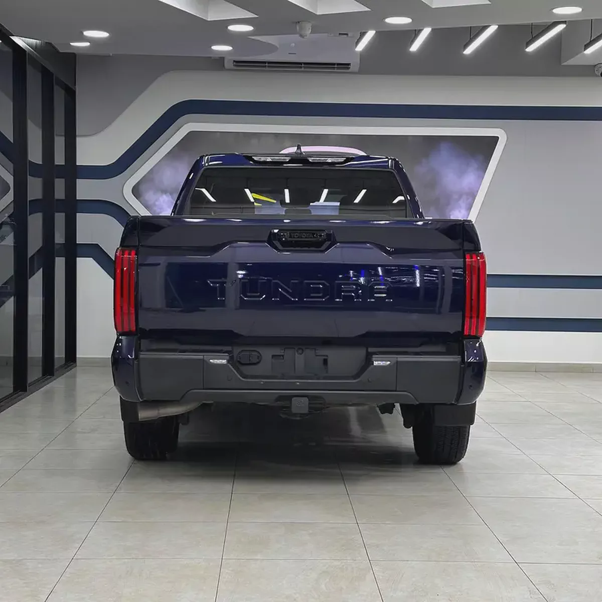 2024 Toyota Tundra Limited-4-4