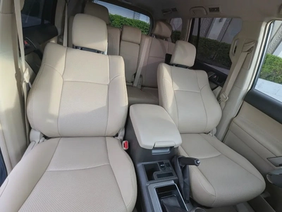 Toyota Prado TXL 2021 - V4 2.7L - GCC Specs - Excellent Condition-8