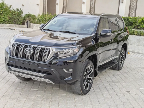 Toyota Prado TXL 2021 - V4 2.7L - GCC Specs - Excellent Condition
