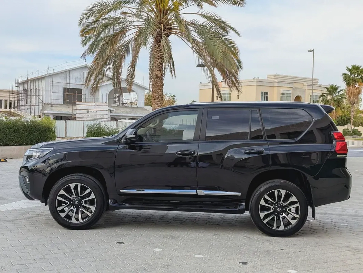 Toyota Prado TXL 2021 - V4 2.7L - GCC Specs - Excellent Condition-14-14