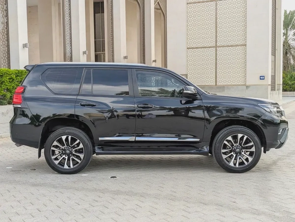 Toyota Prado TXL 2021 - V4 2.7L - GCC Specs - Excellent Condition