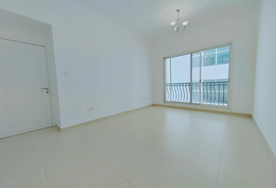 Apartment for rent in Saleh Bin Lahej Building, Oud Metha-3