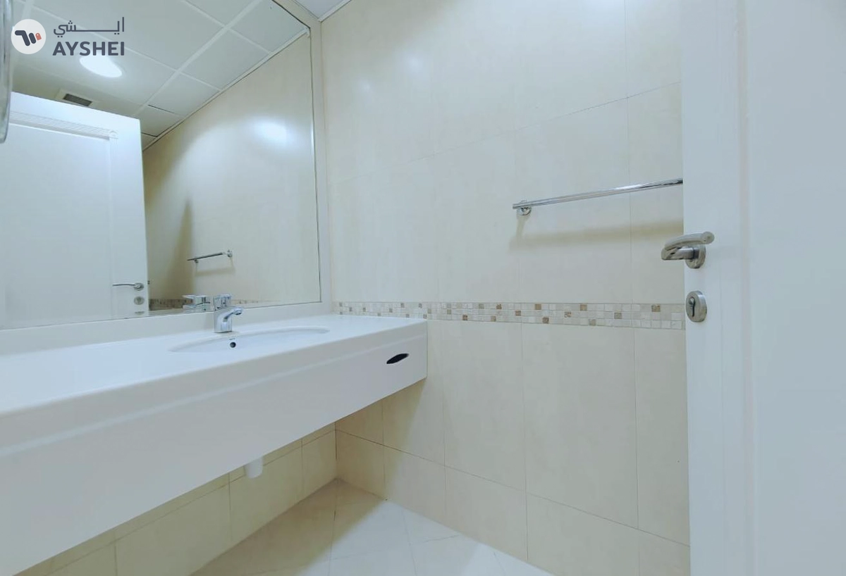 Apartment for rent in Saleh Bin Lahej Building, Oud Metha-8-8