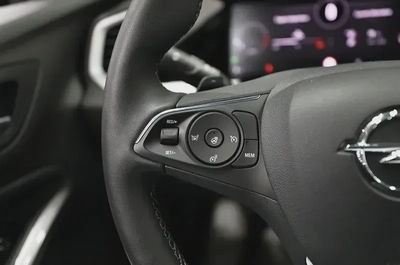Opel Grandland X-3