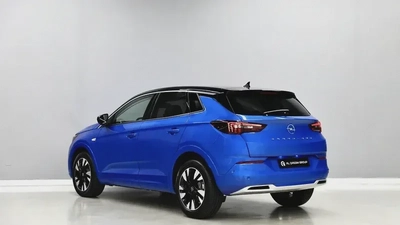 Opel Grandland X-5