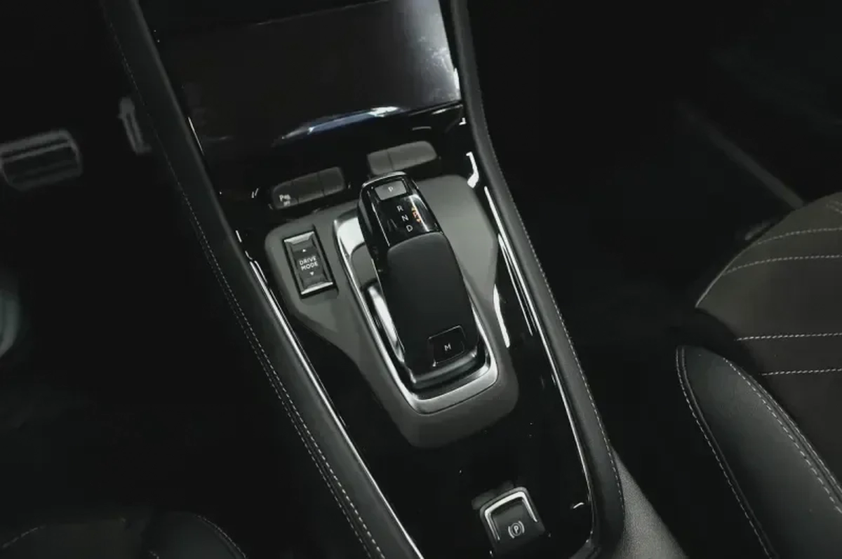 Opel Grandland X-9-9