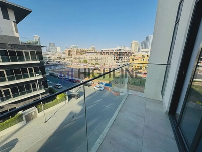 Brand New| Fully Fitted Kitchen | Chiller Free-1