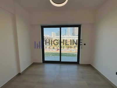 Brand New| Fully Fitted Kitchen | Chiller Free-5