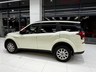 2022 Mahindra XUV 500 - GCC Specs - Excellent Condition-2