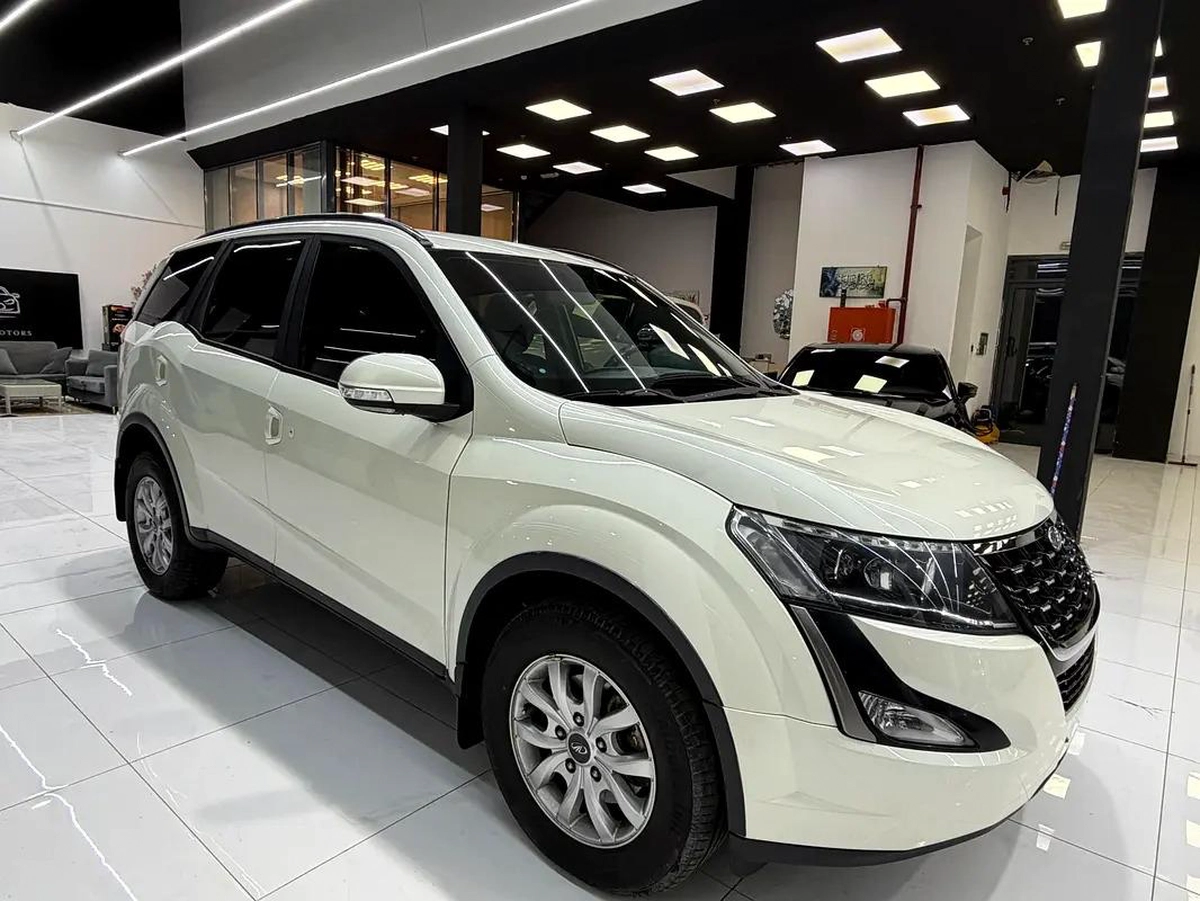 2022 Mahindra XUV 500 - GCC Specs - Excellent Condition-6-6