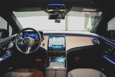 2023 Mercedes-Benz EQE 350 4MATIC | GCC Specs | Low Mileage-13
