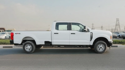 2024 Ford F250 XL 6.8L AT Petrol-1