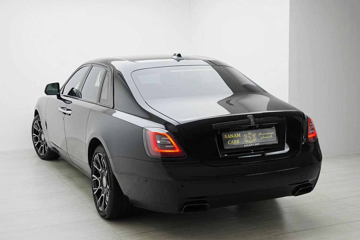 Rolls-Royce Ghost Black Badge-1-1