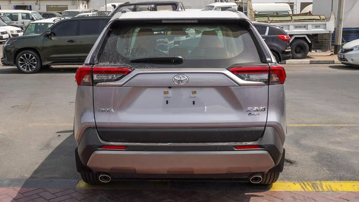 Toyota RAV4 VXR HEV HEV 4WD 2.5L Saudi specs-15-0