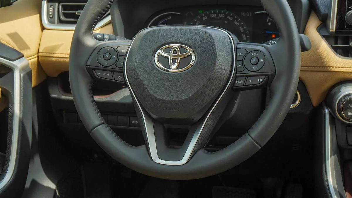 Toyota RAV4 VXR HEV HEV 4WD 2.5L Saudi specs-4-0