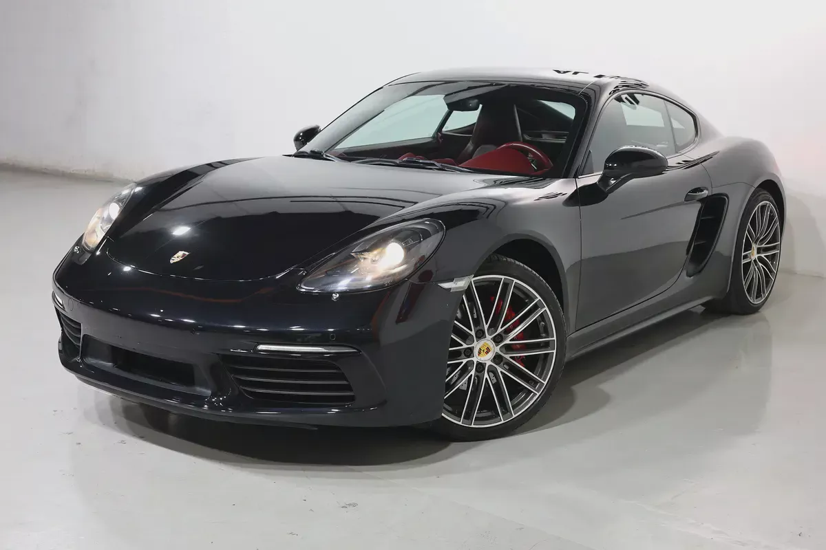 Porsche Cayman S 2018 | GCC Specs | FULL SERVICE HISTORY I PERFECT CONDATION I ACCIDENTS FREE-1-1