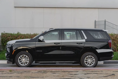Chevrolet Tahoe | 2WD LS | V8 5.3L SUV RWD | GCC | 2026 (Export)-6