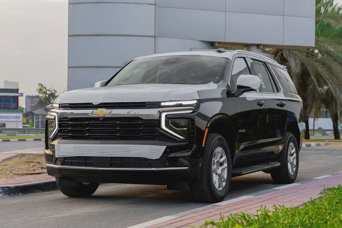 Chevrolet Tahoe | 2WD LS | V8 5.3L SUV RWD | GCC | 2026 (Export)-2-2