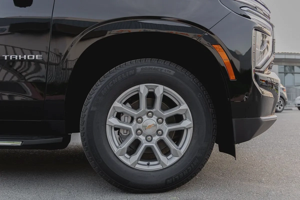 Chevrolet Tahoe | 2WD LS | V8 5.3L SUV RWD | GCC | 2026 (Export)