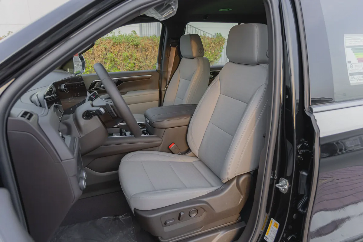 Chevrolet Tahoe | 2WD LS | V8 5.3L SUV RWD | GCC | 2026 (Export)-10-10