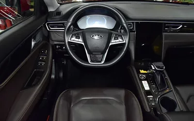 JAC J7 ( 2023 Model ) in Red Color GCC Specs-2