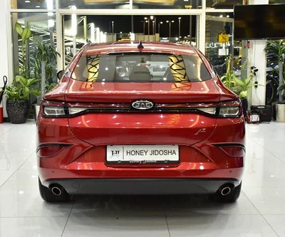 JAC J7 ( 2023 Model ) in Red Color GCC Specs-3